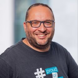 Sebastian: Senior Developer (Frontend)